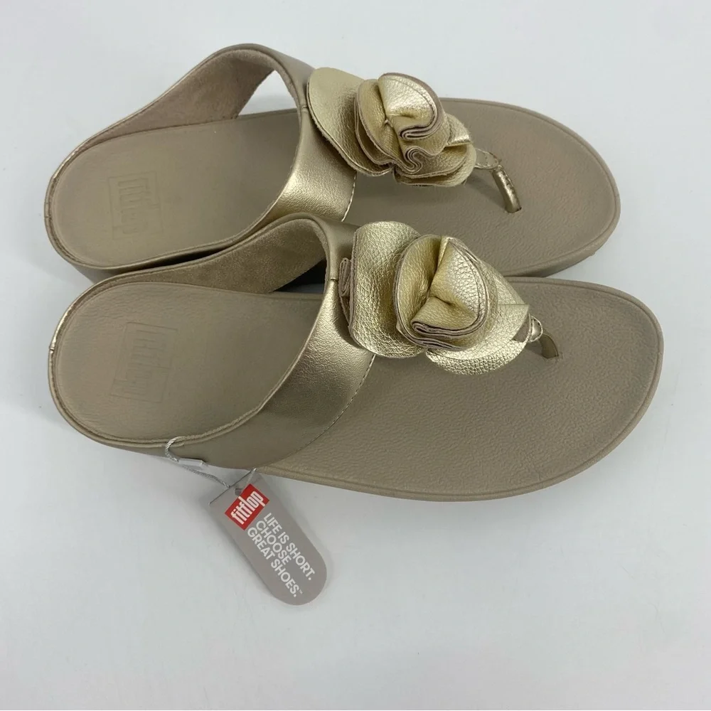FitFlop Florrie Toe-Post Sandal in Pale Gold Size 8 - Picture 2 of 7